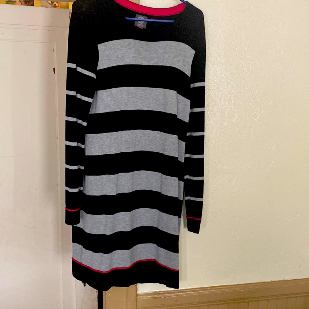 Gray and black long sleeve sweater dress